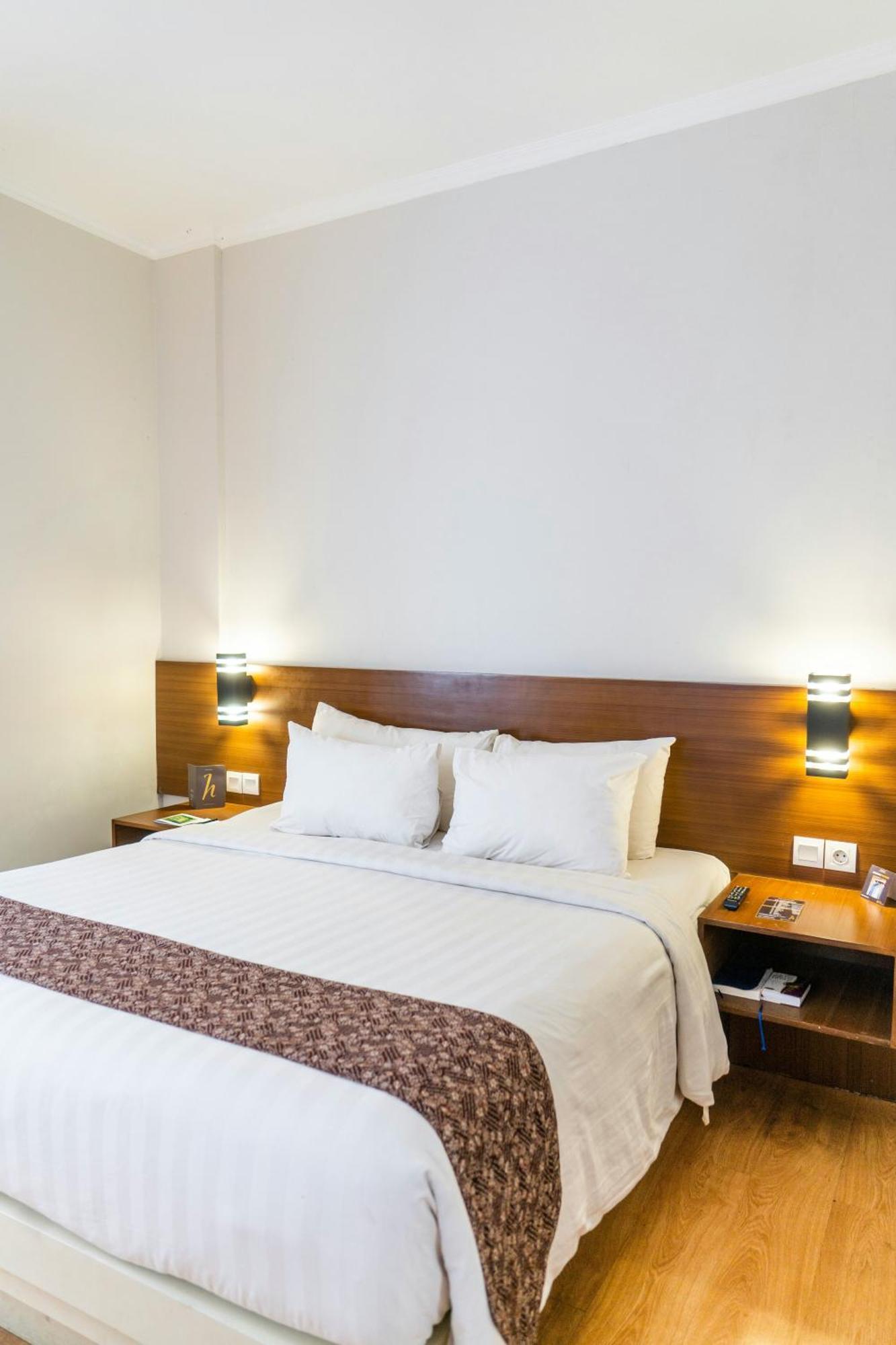 Hotel Ambience Plaza Jmd - Delhi Airport New Delhi Exteriör bild